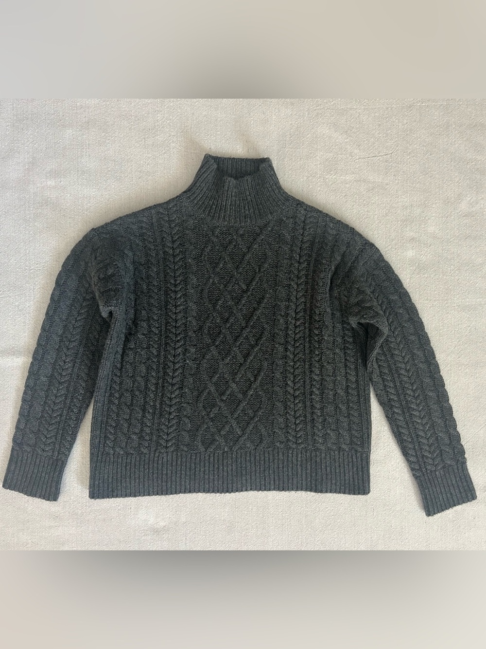 Frame Charcoal Cropped Wool Cable Turtleneck Sweater